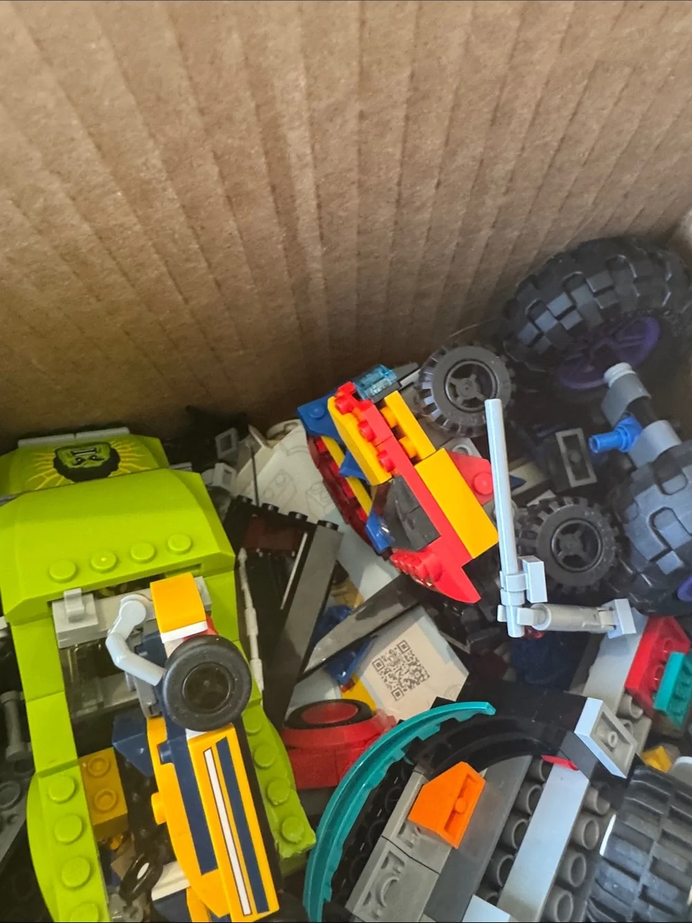 Genuine LEGO Mixed Building Block Lot Vehicles & Building Pieces  Over 4 Pounds!